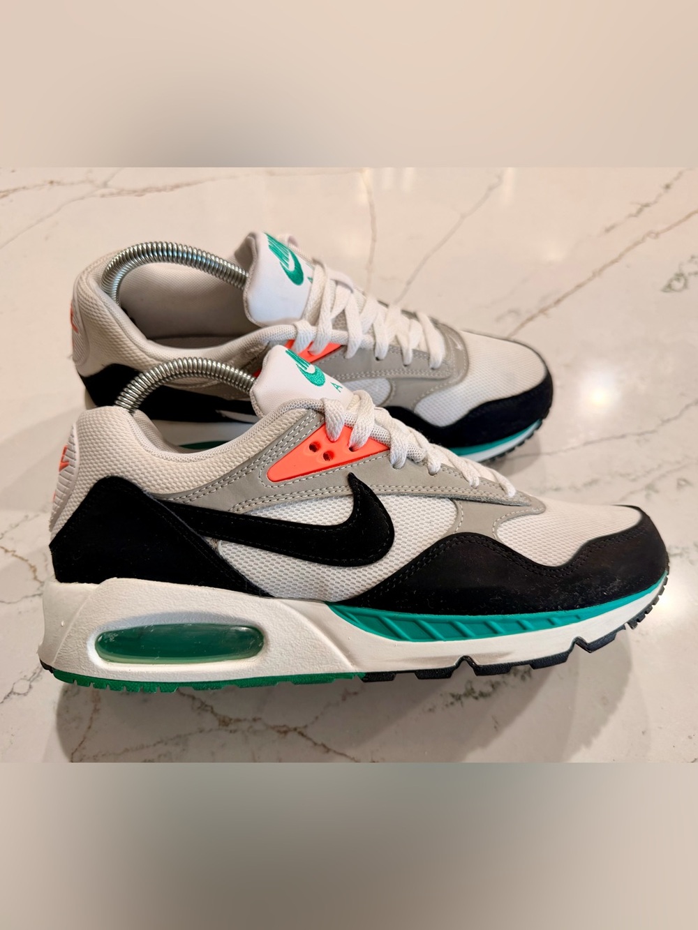 NIKE AIR MAX CORRELATE Sz 9.5= ATHLETIC WOMENS SHOES GREEN/MANGO Worn Once